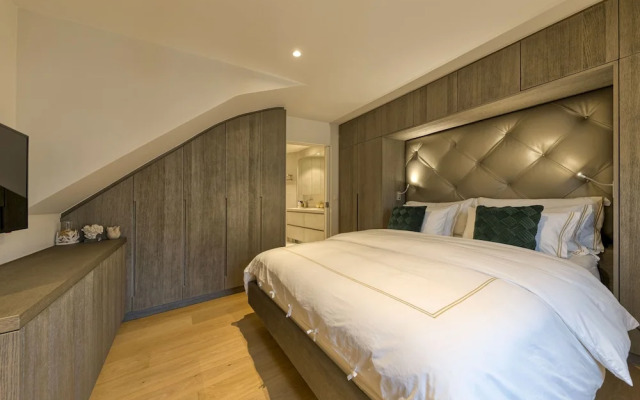 Triplex penthouse in the city center