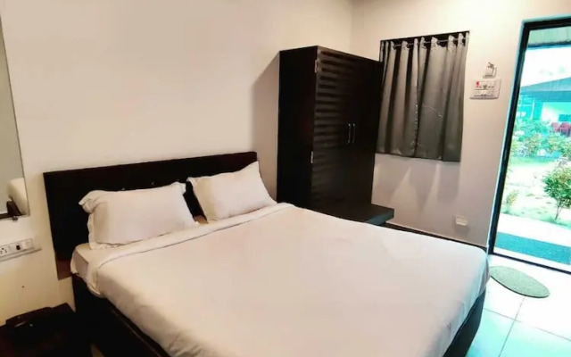 Canal Touch Resort
