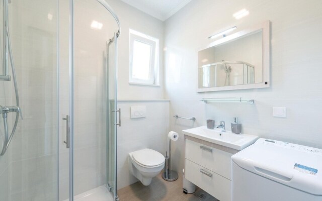 Awesome Home in Cavtat With Wifi and 1 Bedrooms