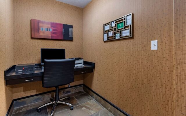 Best Western Bonnyville Inn & Suites