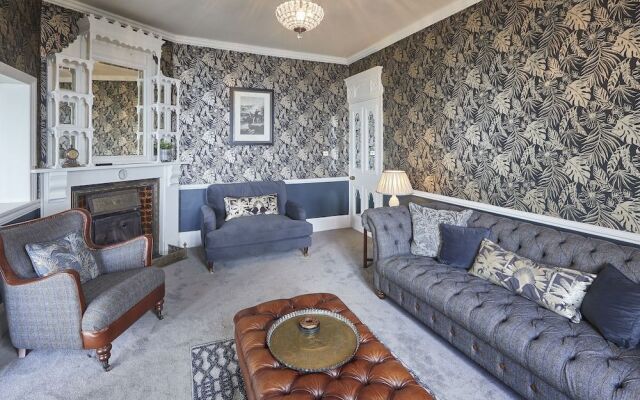 The Spa Chalet - Sea Views Pool Spa Gym