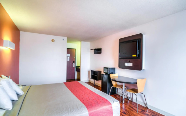 Motel 6 Lansing, IL - Chicago South