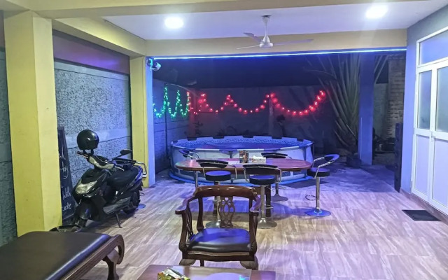 This Is It Airport Hotel and Restaurant