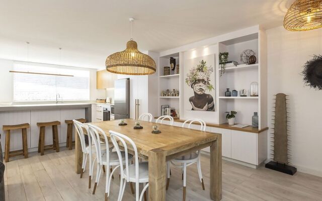 A Perfect Stay - Bay Royal Apartment 2