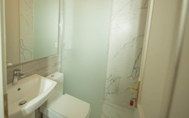 Mosaic Home - Hostel