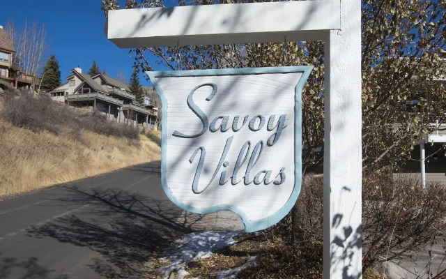 Savoy S 2d 3 Bedroom Condo by RedAwning