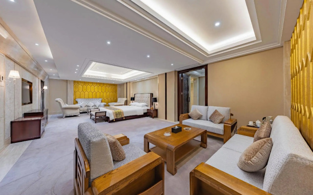 Shennong Hotel