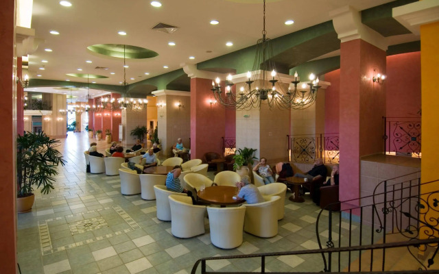 Hrizantema- All Inclusive Hotel