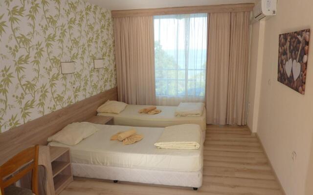 Hotel Zarya