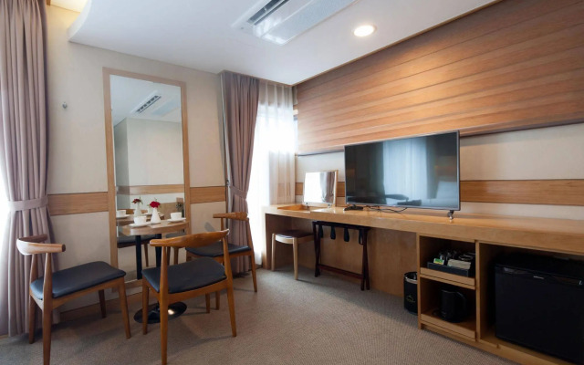 Floral Hotel Namsan City Seoul Myeongdong