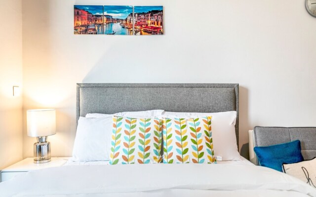 Sparkle Towers by Driven Holiday Homes