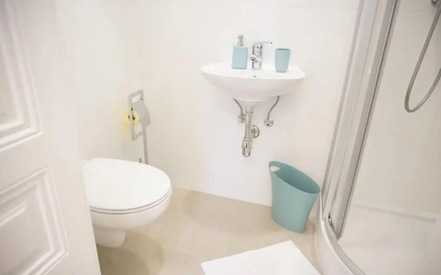 Urban City Apartment - Contactless Check-In