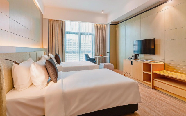 M World Hotel - Image 3