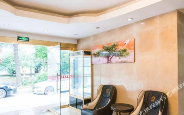 Tianyu Star Hotel (Nantong Outer Ring West Road Open University Branch)