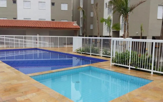 Apartamento cond. fechado