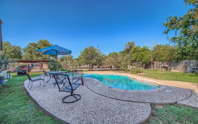 Ss 6b Teckelhaus 2 Bedroom Condo by RedAwning