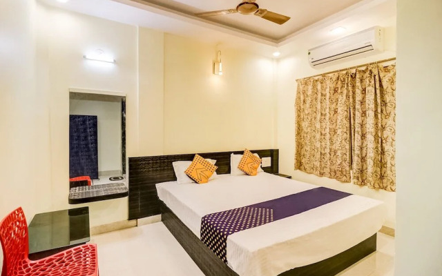 Unique Beach Inn by OYO Rooms