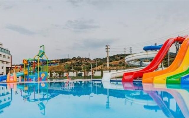 Kaynesia Hotel