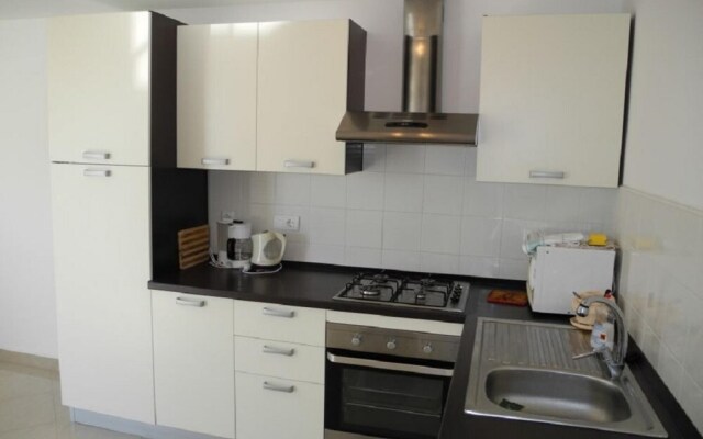 Apartment Buto A4 pax