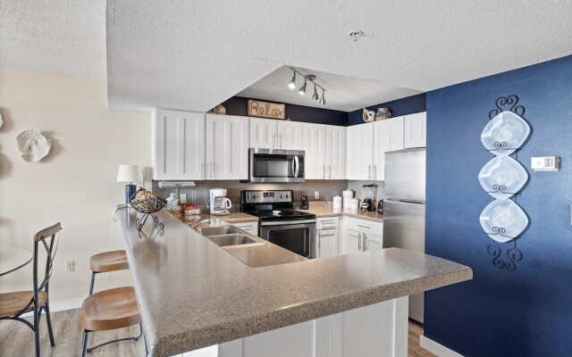 Pelican Beach 1506 1 Bedroom Condo by Pelican Beach Management