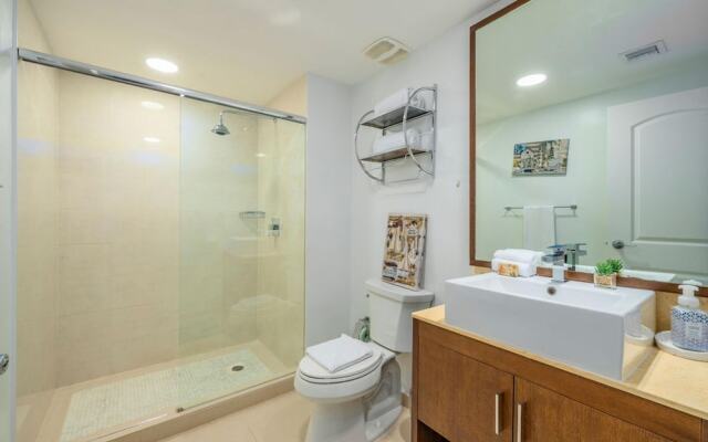 2BR 3BA Condo on Eagle Beach w Amazing Amenities