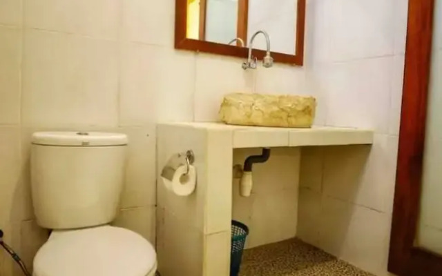 Kirana Homestay - Sunshine Bungalow