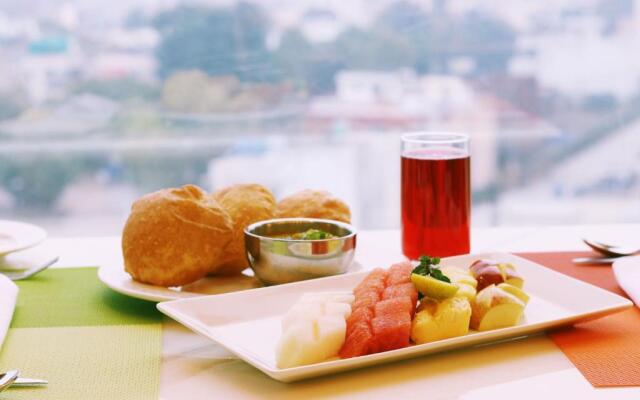 Holiday Inn Chandigarh Zirakpur by IHG