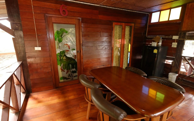 Black Ant Coffee & Resort