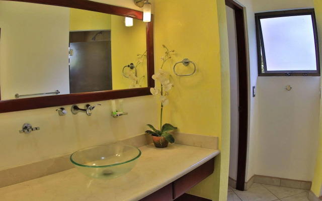 The Oaks Tamarindo Condominiums