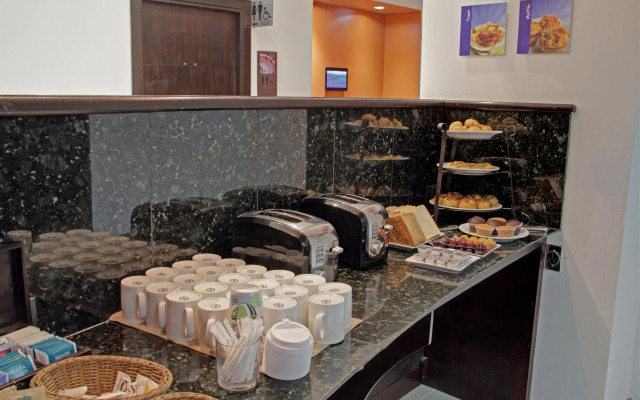 Holiday Inn Express San Jose Forum by IHG
