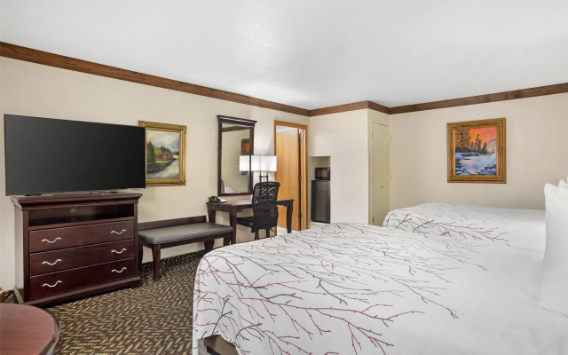 Best Western Plus Yosemite Gateway Inn