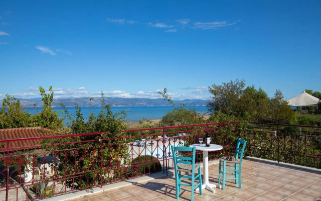 Island Kavos Annex studios