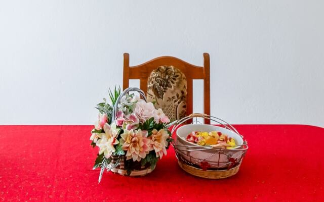 Lovely Apartment in Krneza Near Seabeach