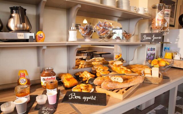 Brit Hotel Lannion - Perros Guirec