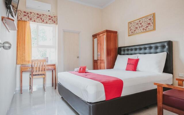 RedDoorz near Ambarukmo Yogyakarta