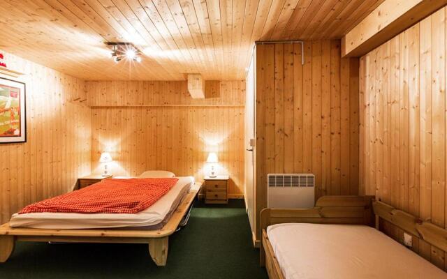 Appartement La Clusaz, 4 pièces, 6 personnes - FR-1-437-54