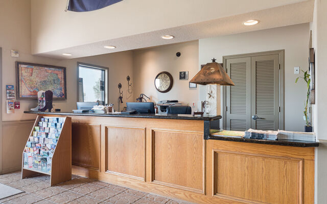 Lone Star Inn & Suites