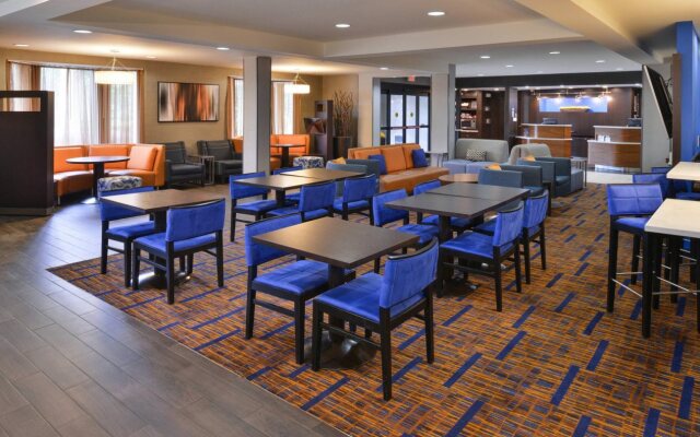 Courtyard Suwanee by Marriott