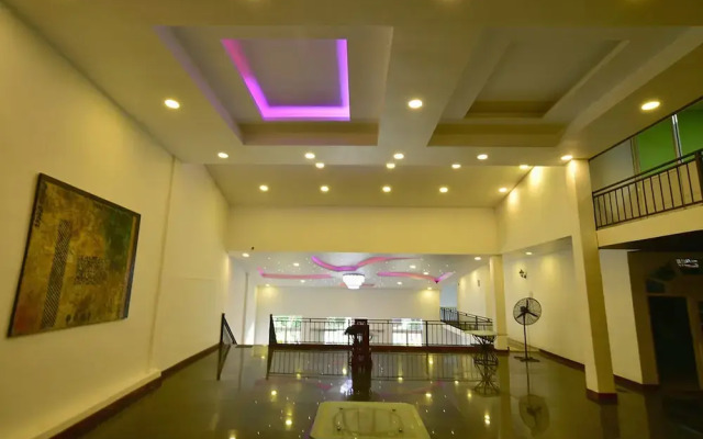 OYO 456 Owinmo Hotel & Reception Hall