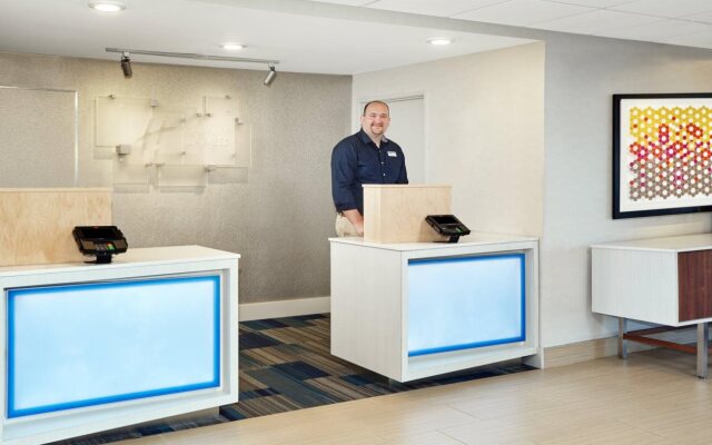 Holiday Inn Express Sheboygan-Kohler by IHG