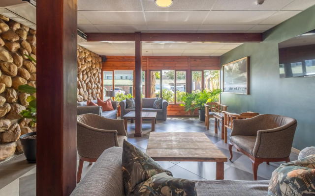 Knysna Log-Inn Hotel