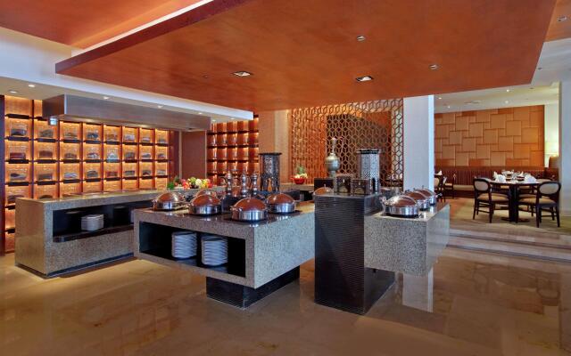 Hilton Luxor Resort & Spa