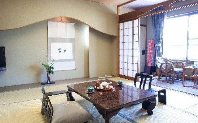 Izunagaoka Onsen Ebisuya