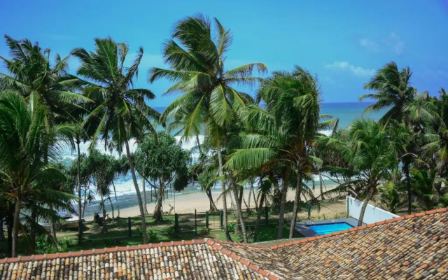 Villa Tissa Beach Resort