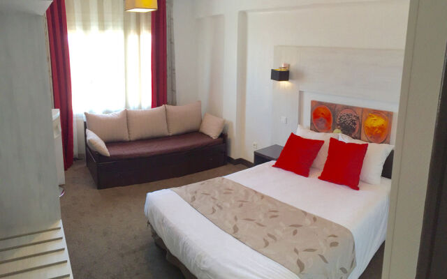 Victoria Hotel