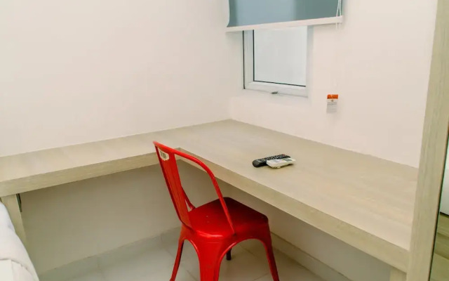 Comfy Studio Apartment At Aeropolis Residence
