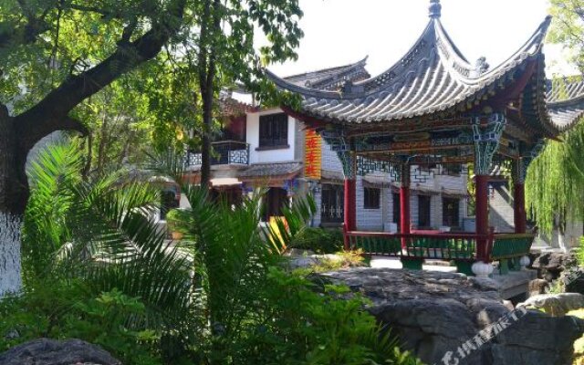 Yinghuawu Inn