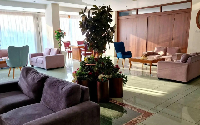 Moniatis Hotel