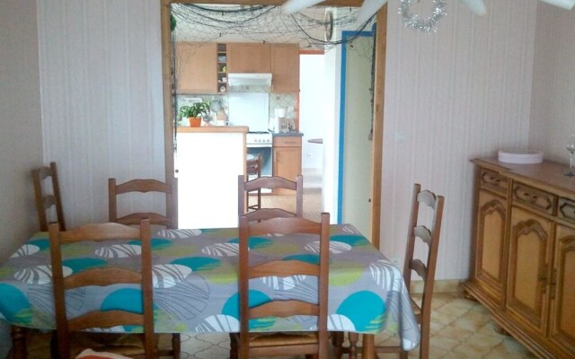 House With 2 Bedrooms in Perros-guirec, With Furnished Garden