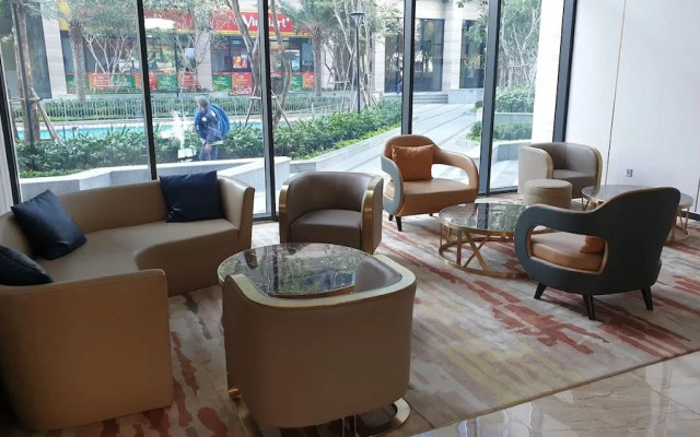 Stay In Vietnam Vinhomes Golden River